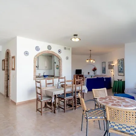 Fuer 4 Personen Ca 80 Qm In Nerja, Andalusien Costa Del Sol شقة